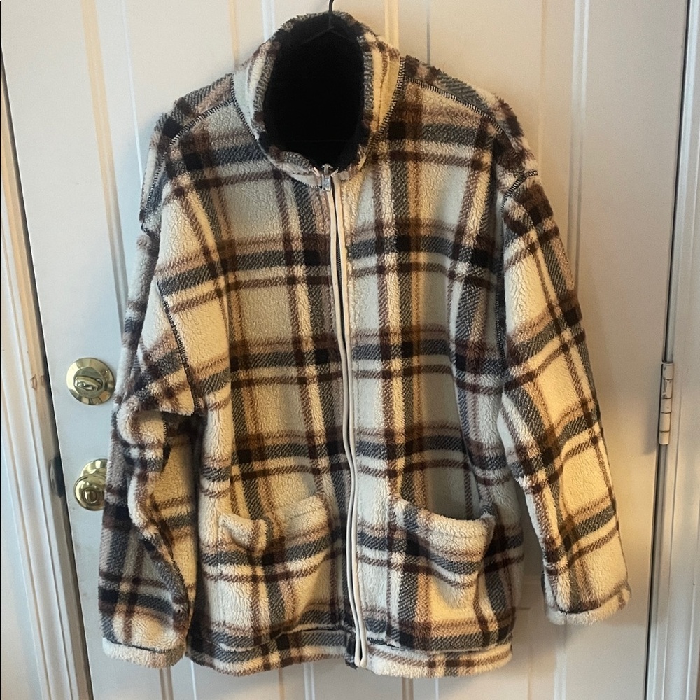 Hollister Cozy Plaid Teddy Jacket